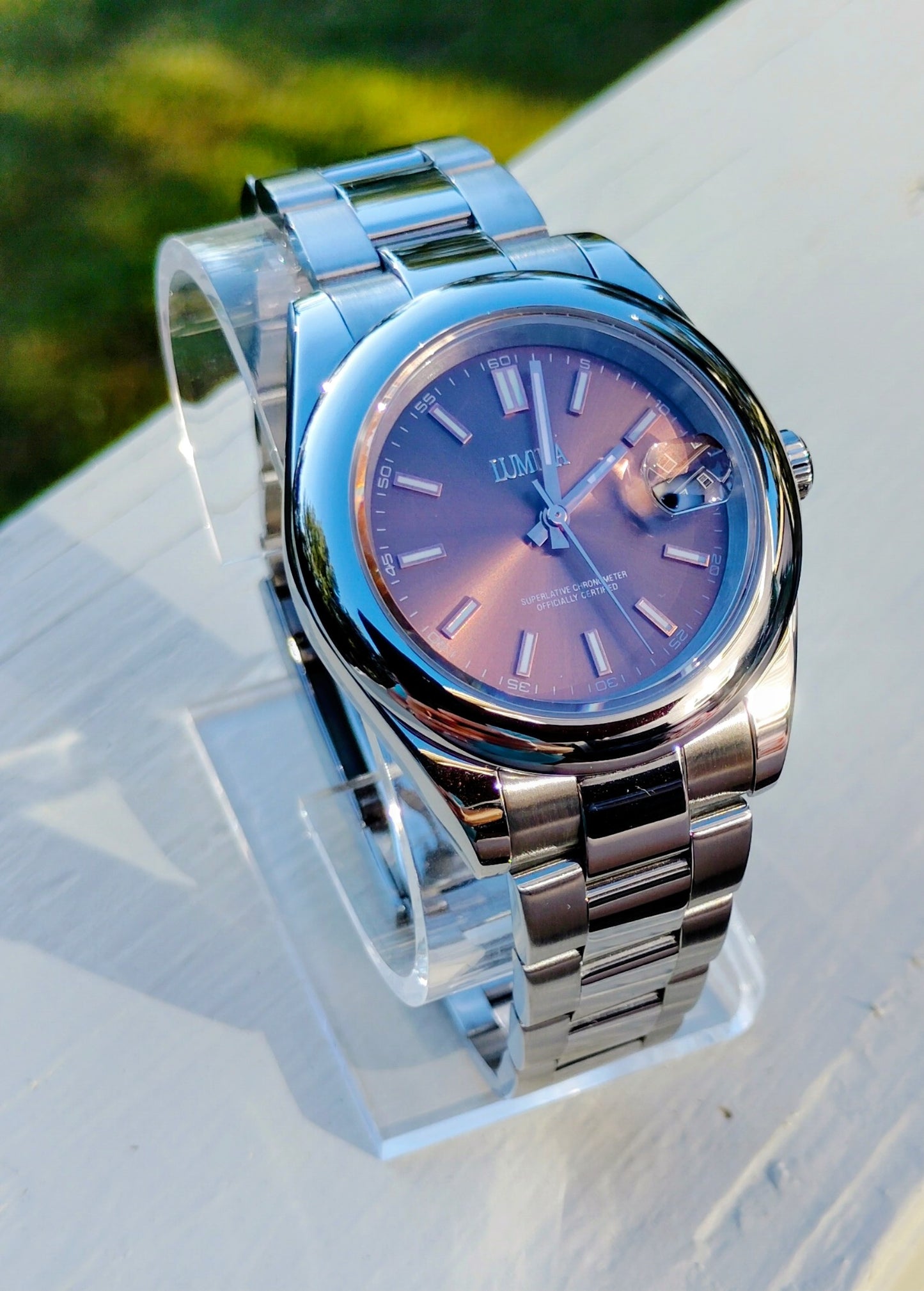 The Executive. - LUMINA